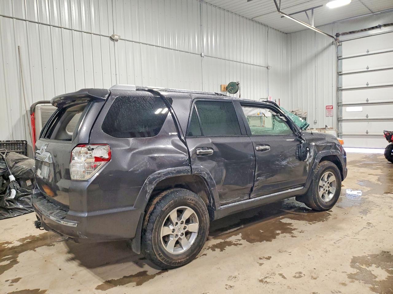 TOYOTA 4RUNNER 2013 — 3