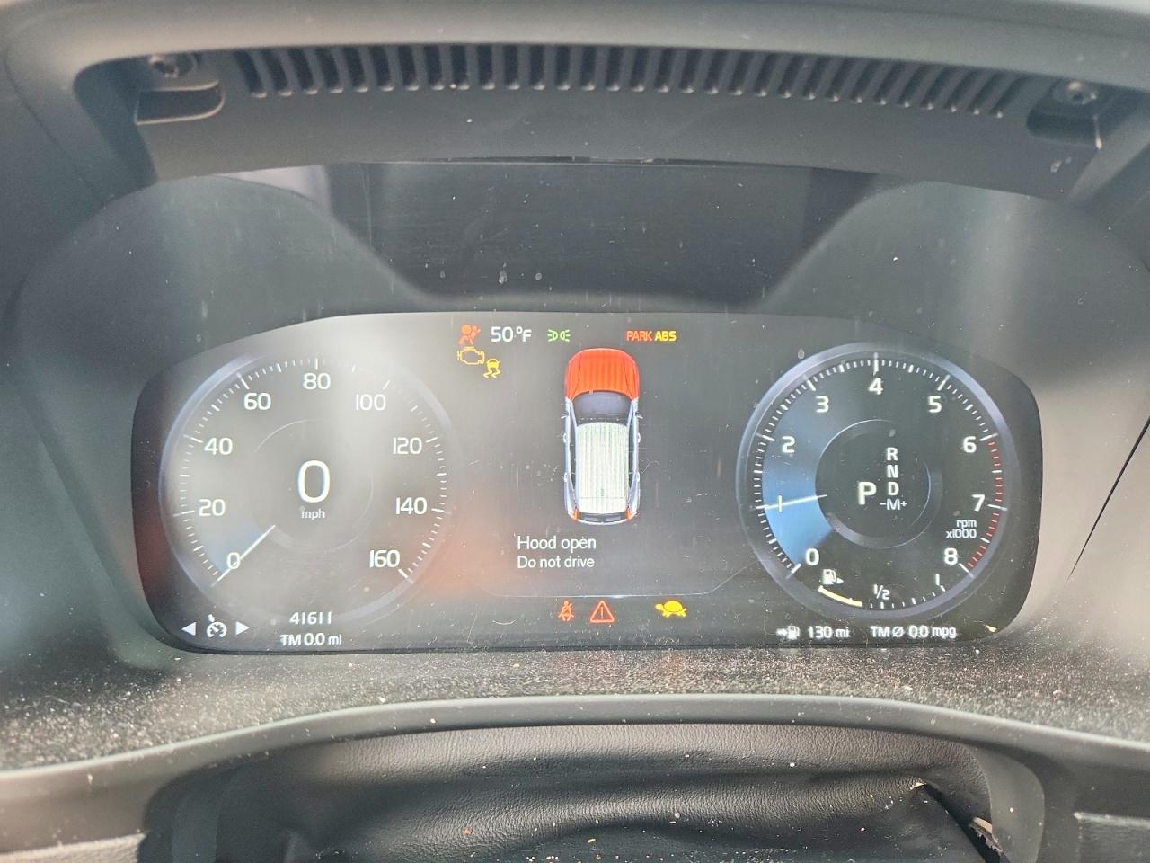 VOLVO XC40 2020 — 10
