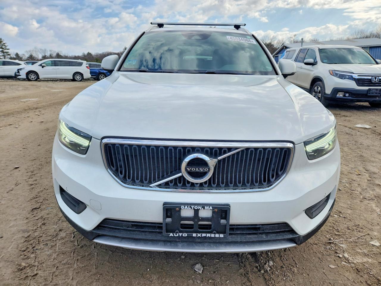 VOLVO XC40 2020 — 6