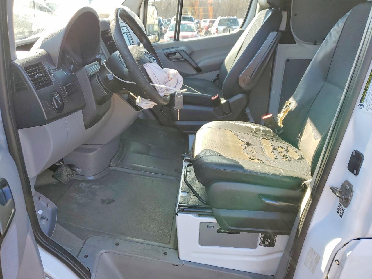 MERCEDES-BENZ SPRINTER 2015 — 8