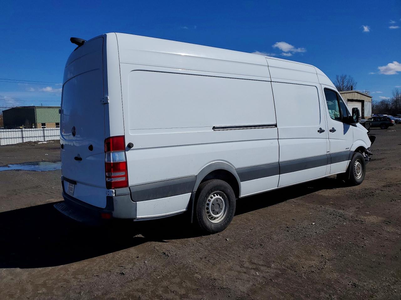 MERCEDES-BENZ SPRINTER 2015 — 4