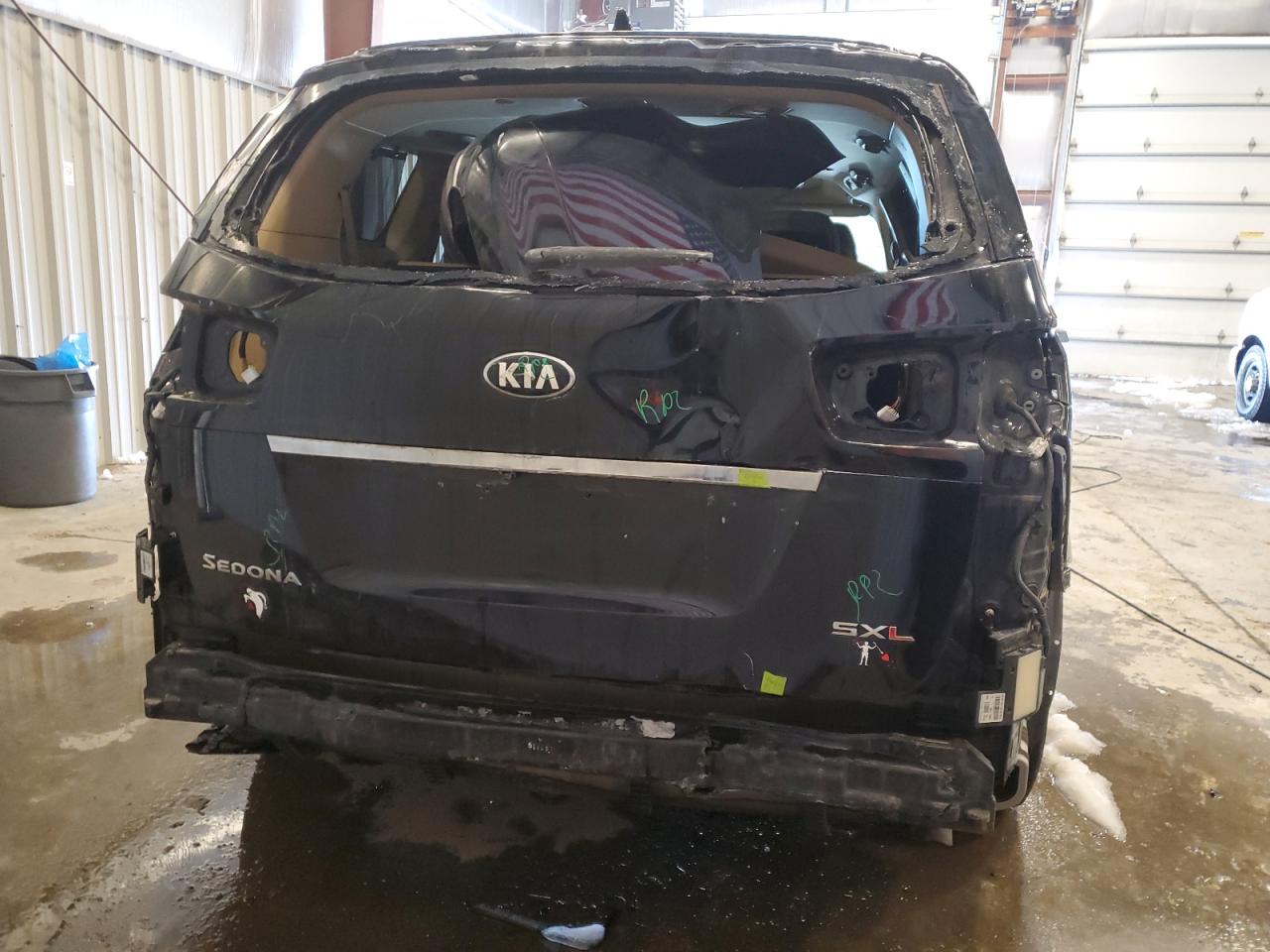 KIA SEDONA 2015 — 7