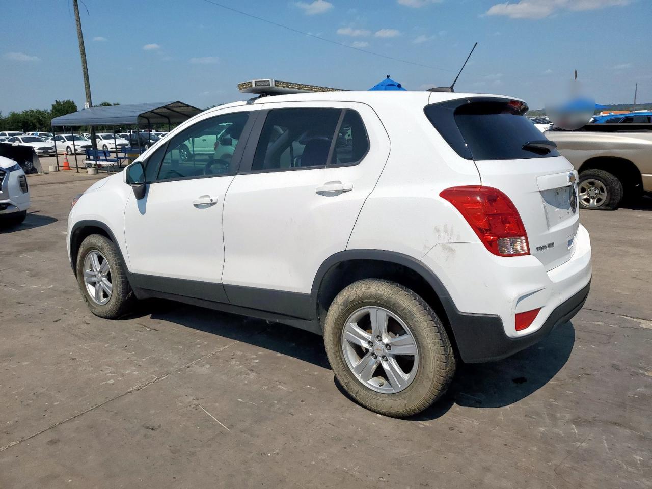 CHEV TRAX LS 2020 — 3
