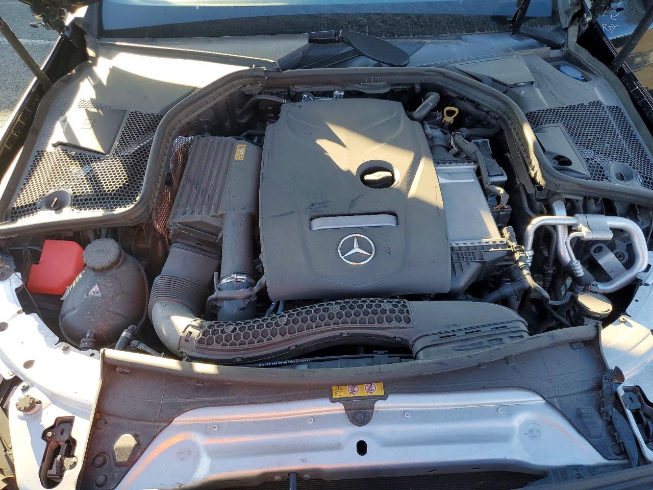 MERCEDES-BENZ C300 2018 — 12