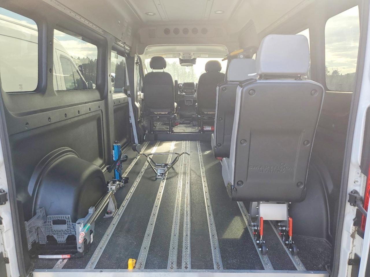 RAM PROMASTER 1500 2023 — 11