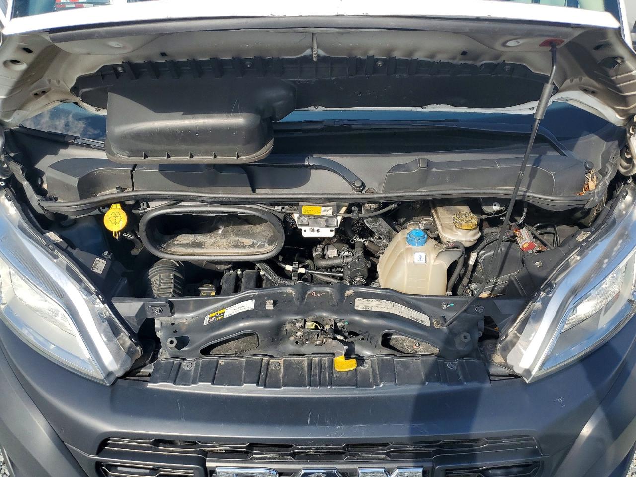 RAM PROMASTER 1500 2023 — 13