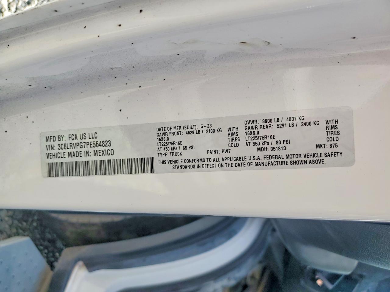 RAM PROMASTER 1500 2023 — 14