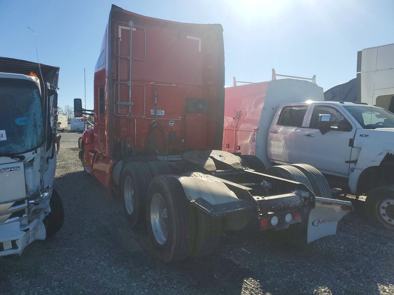 KENWORTH CONSTRUCTION 2020 — 4