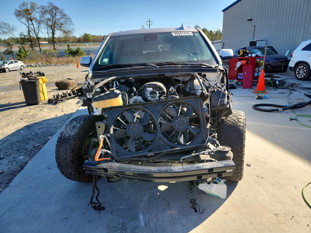 CHEVROLET SUBURBAN 2019 — 6