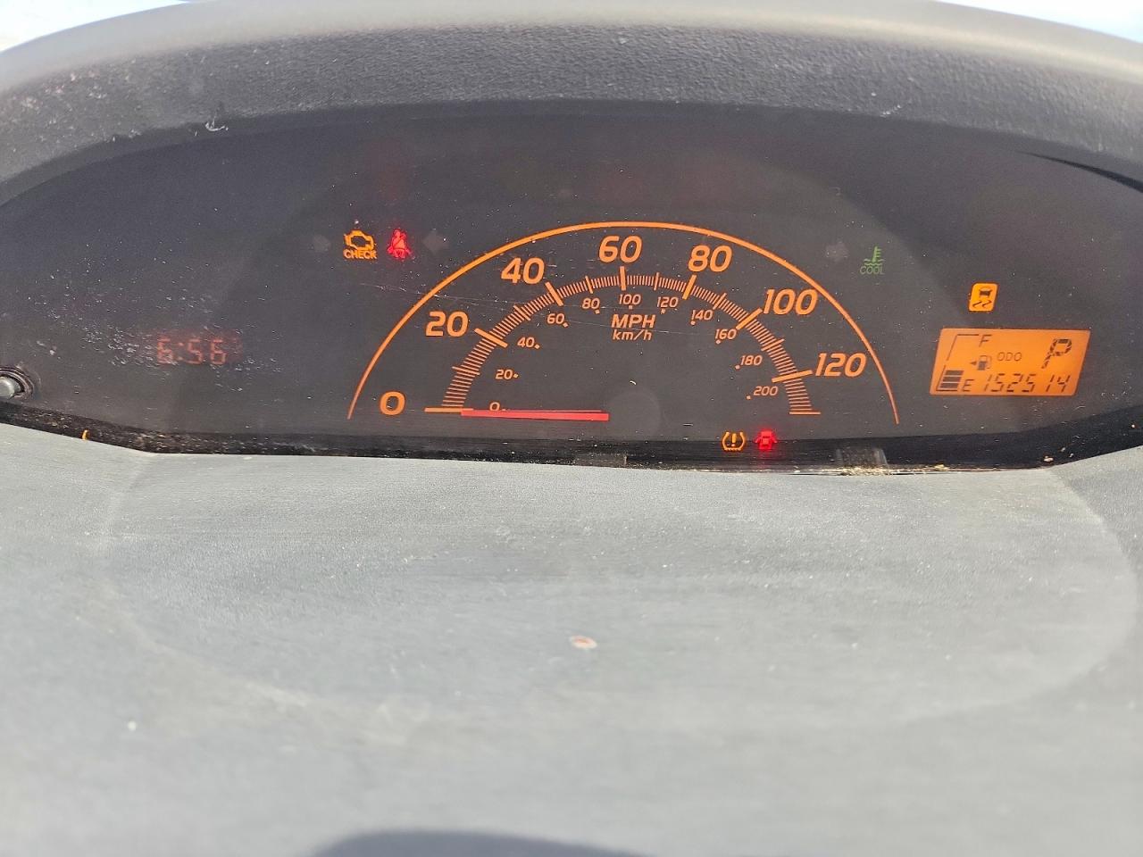TOYOTA YARIS 2010 — 10