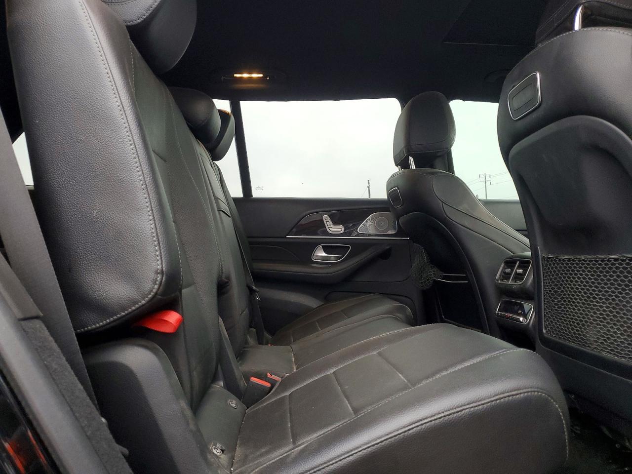 MERCEDES-BENZ GLS 2020 — 12