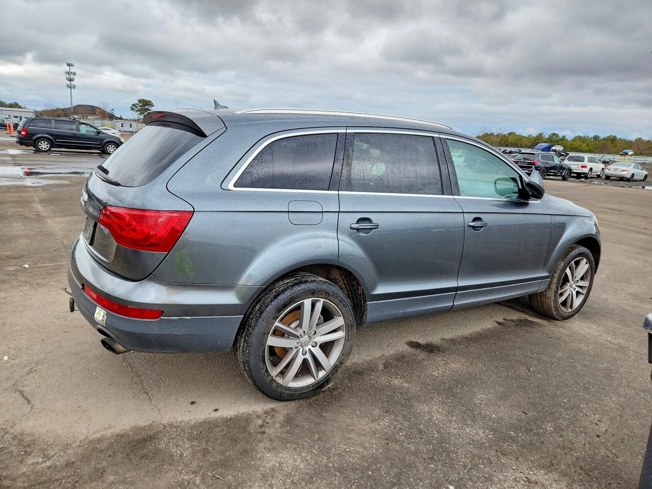 AUDI Q7 2013 — 4