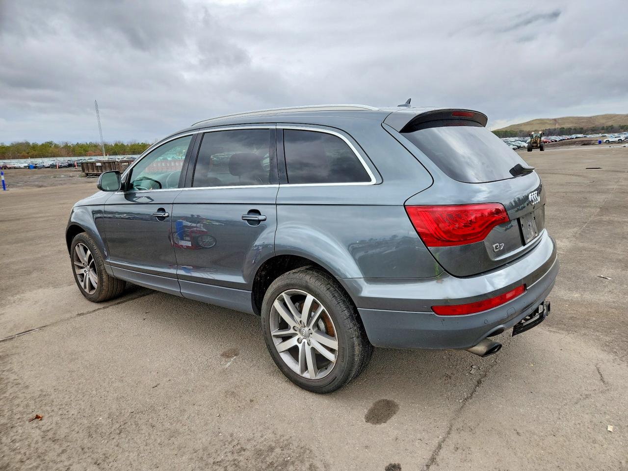 AUDI Q7 2013 — 3
