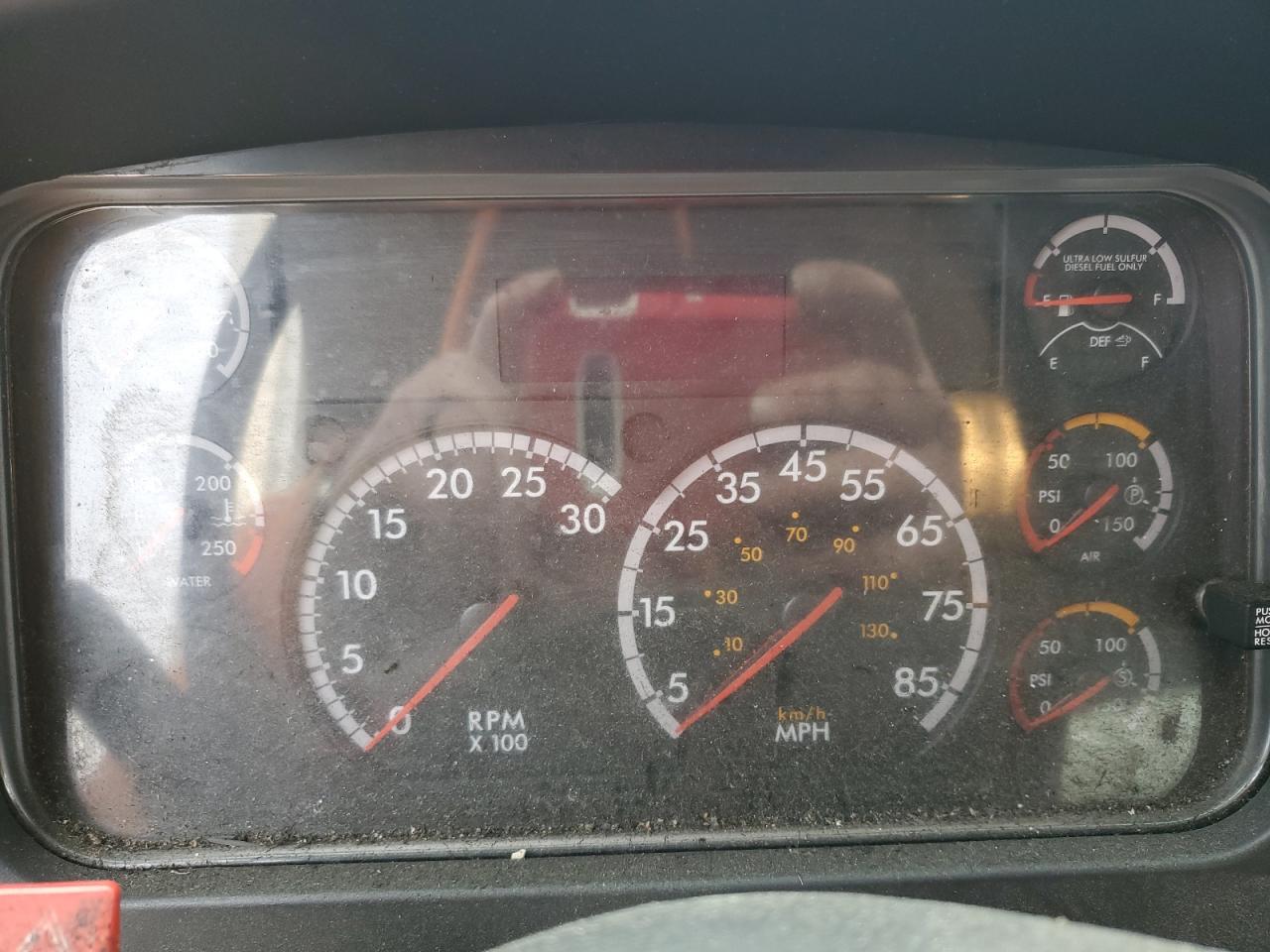 FREIGHTLINER M2 106 MED 2016 — 9