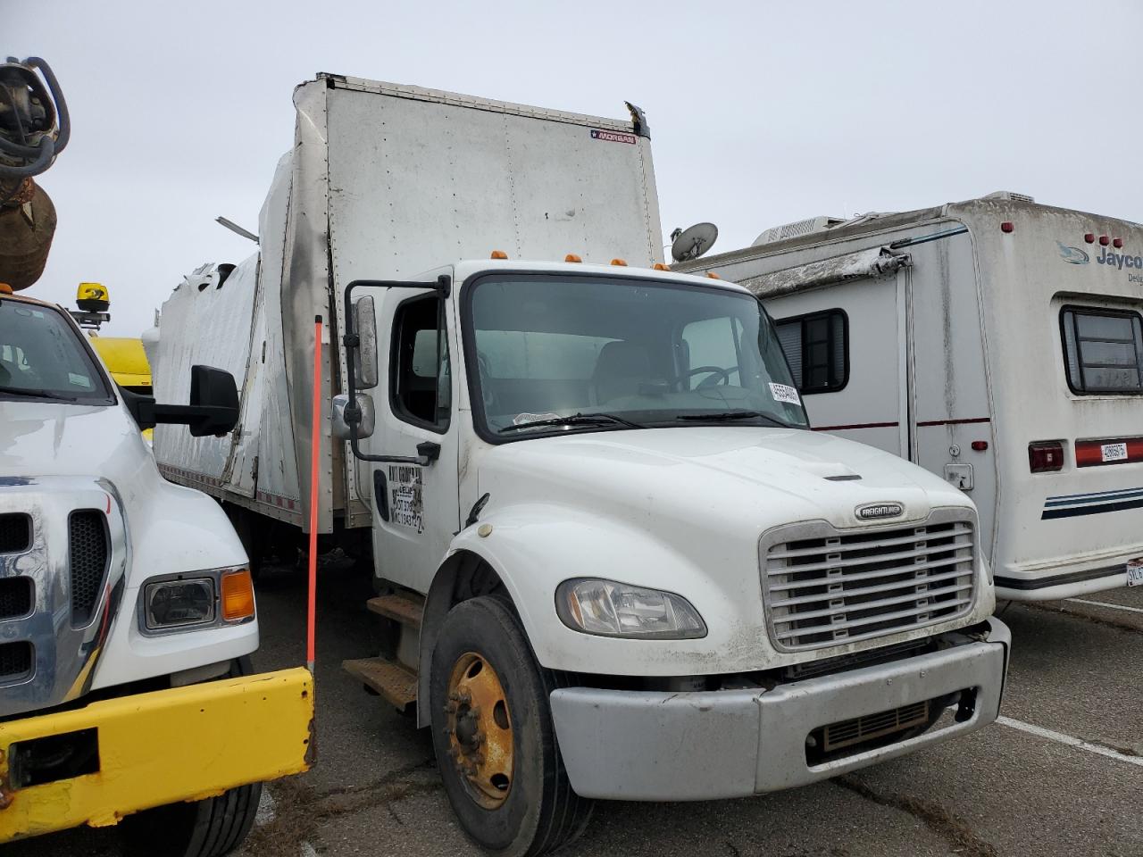 2016 FREIGHTLINER M2 106 MED