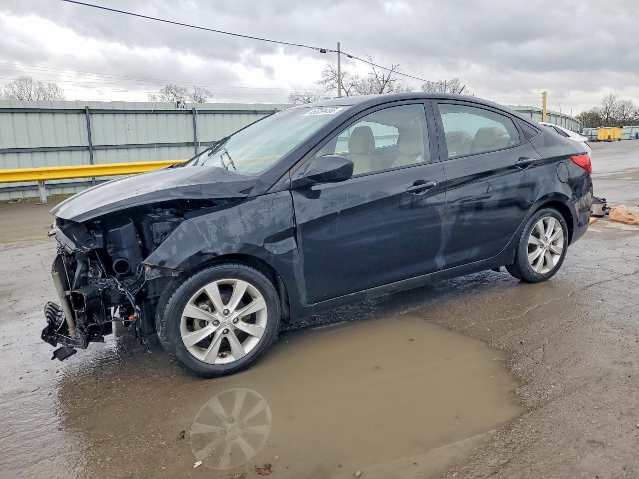 2013 HYUNDAI ACCENT GLS