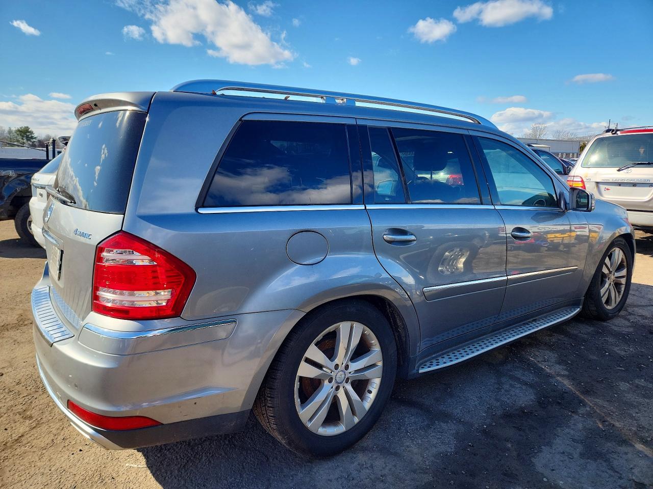 MERCEDES-BENZ GL 2011 — 4