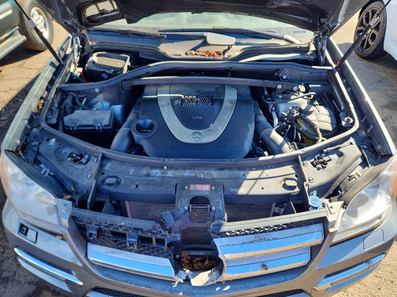 MERCEDES-BENZ GL 2011 — 12