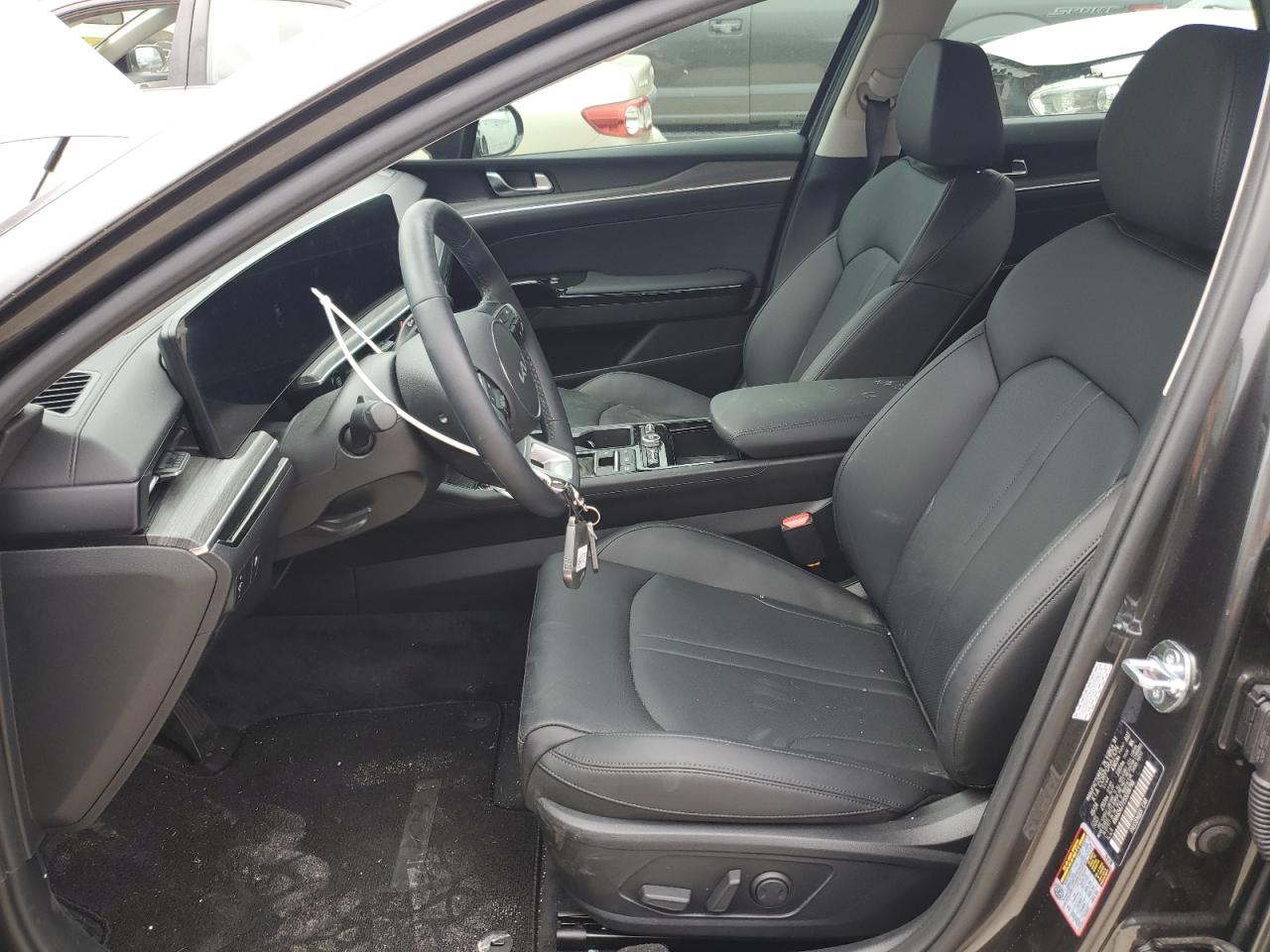 KIA K5 2025 — 8