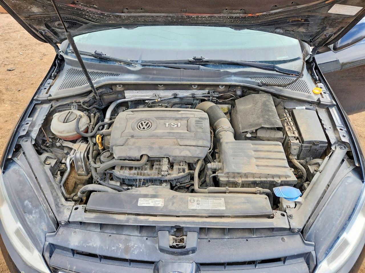 VOLKSWAGEN GOLF 2017 — 12