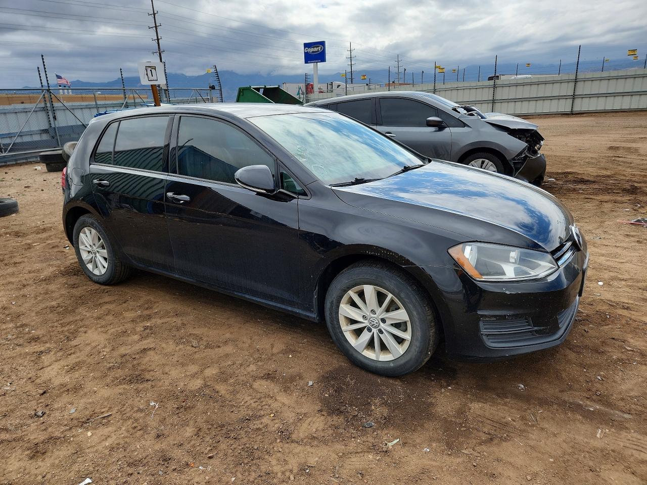 VOLKSWAGEN GOLF 2017 — 5