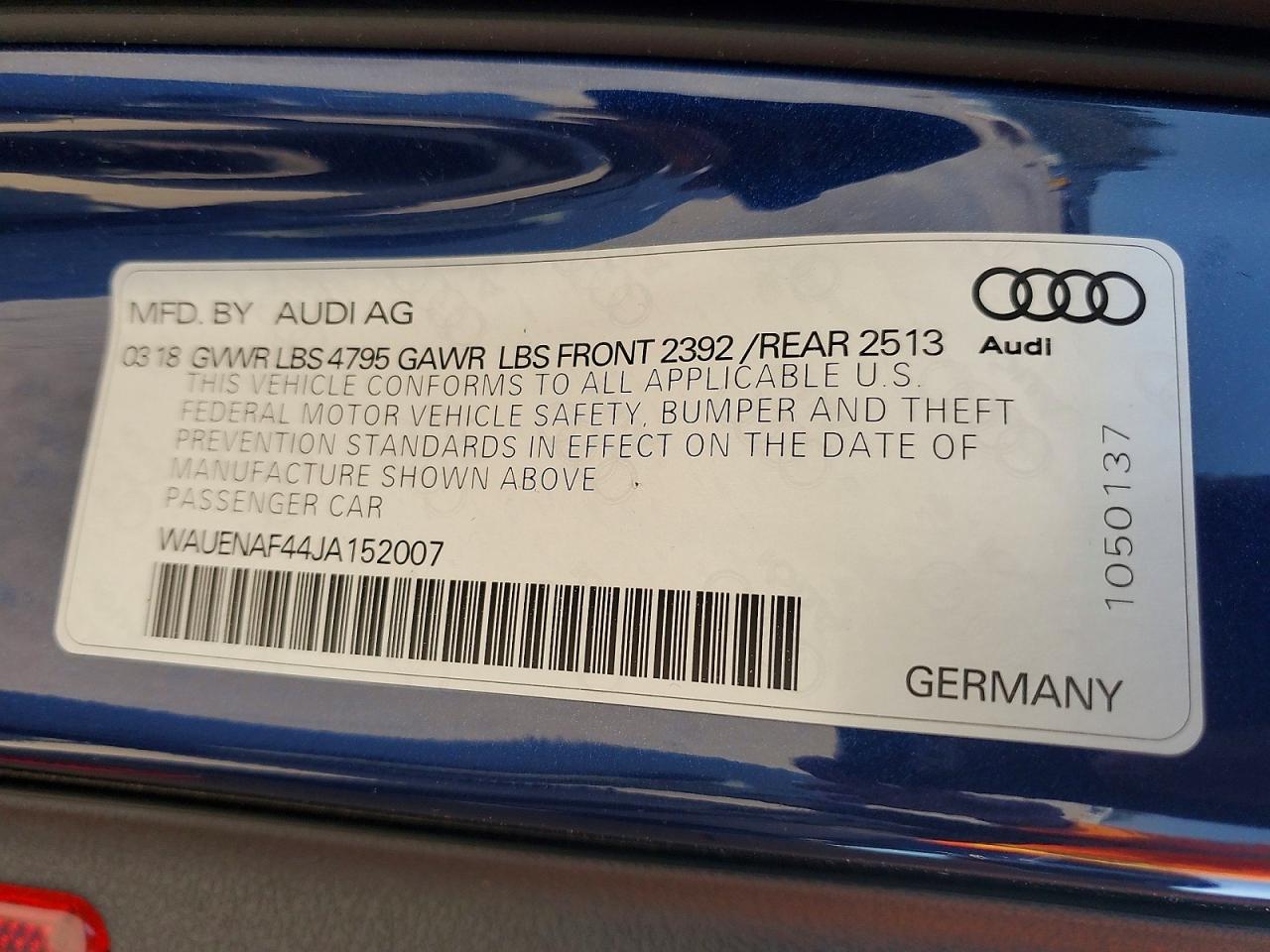 AUDI A4 2018 — 13