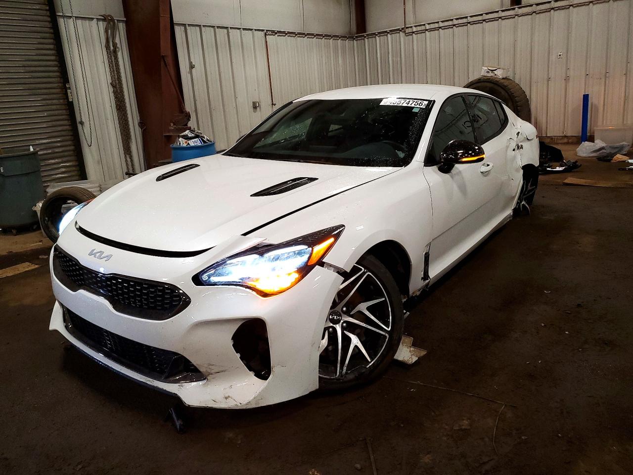 2022 KIA STINGER GT-LINE