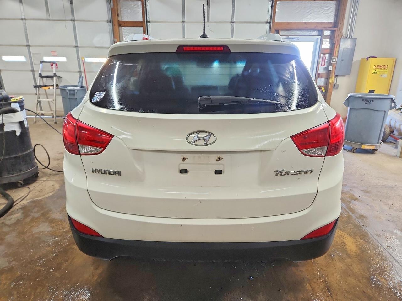 HYUNDAI TUCSON 2010 — 7