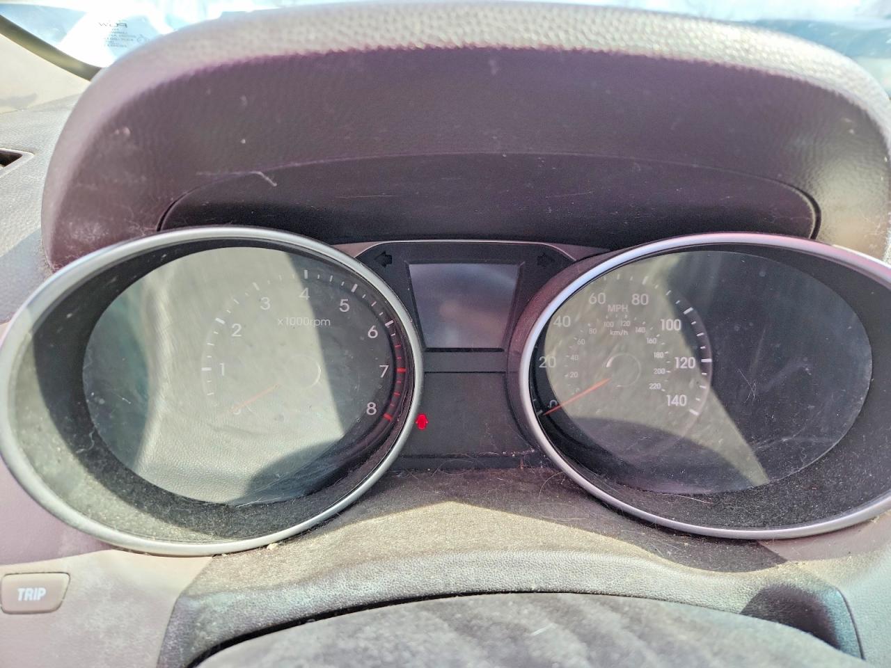 HYUNDAI TUCSON 2010 — 10