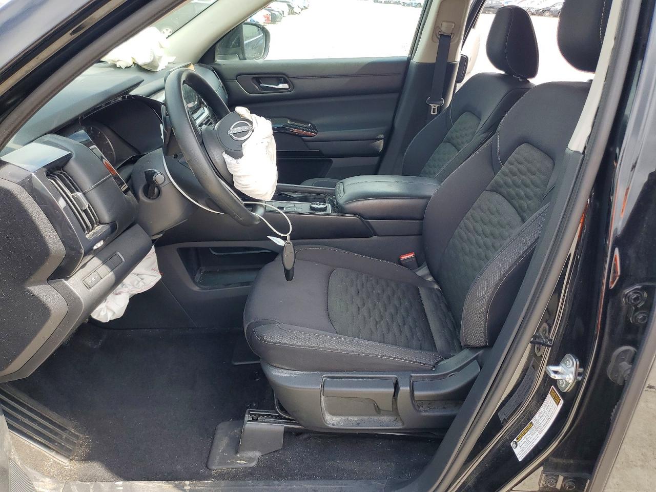 NISSAN PATHFINDER 2022 — 8