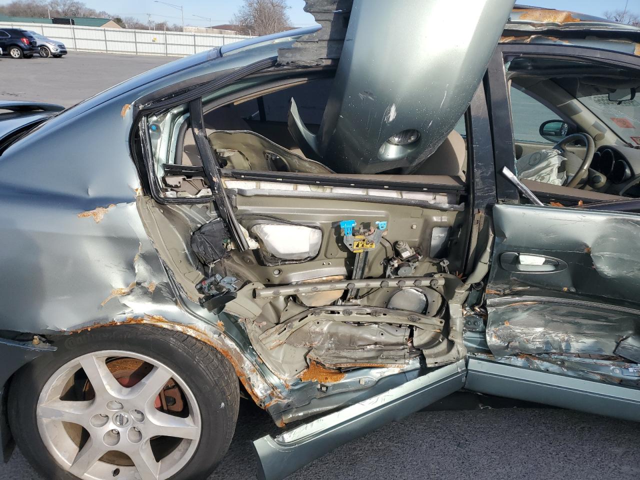 NISSAN ALTIMA 2005 — 11