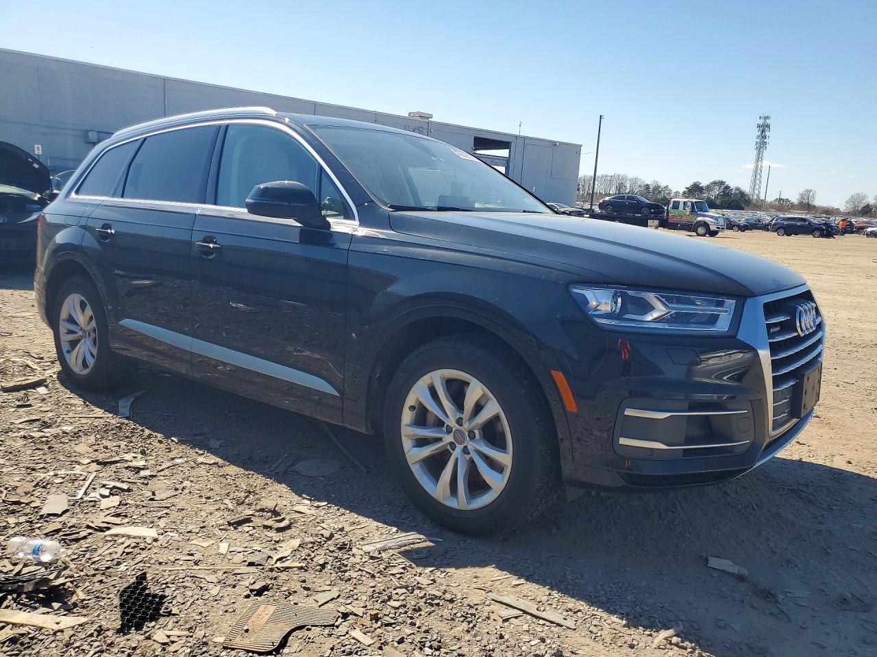 AUDI Q7 2019 — 5