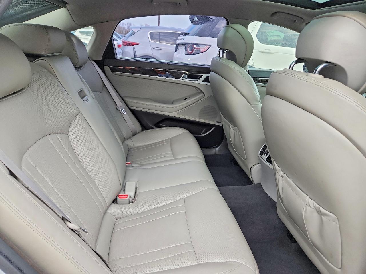GENESIS G80 2017 — 11