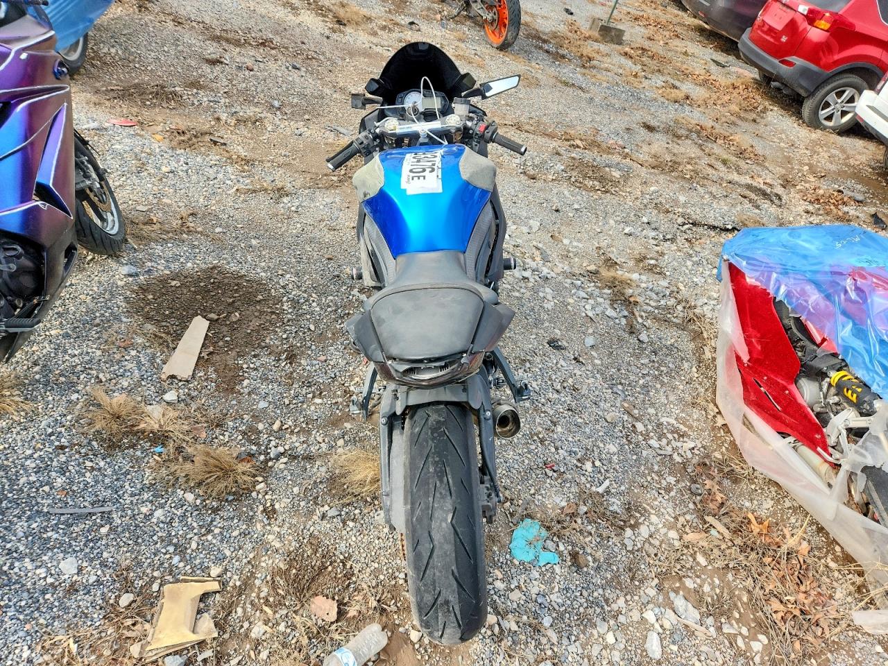 KAWASAKI ZX600 2011 — 7