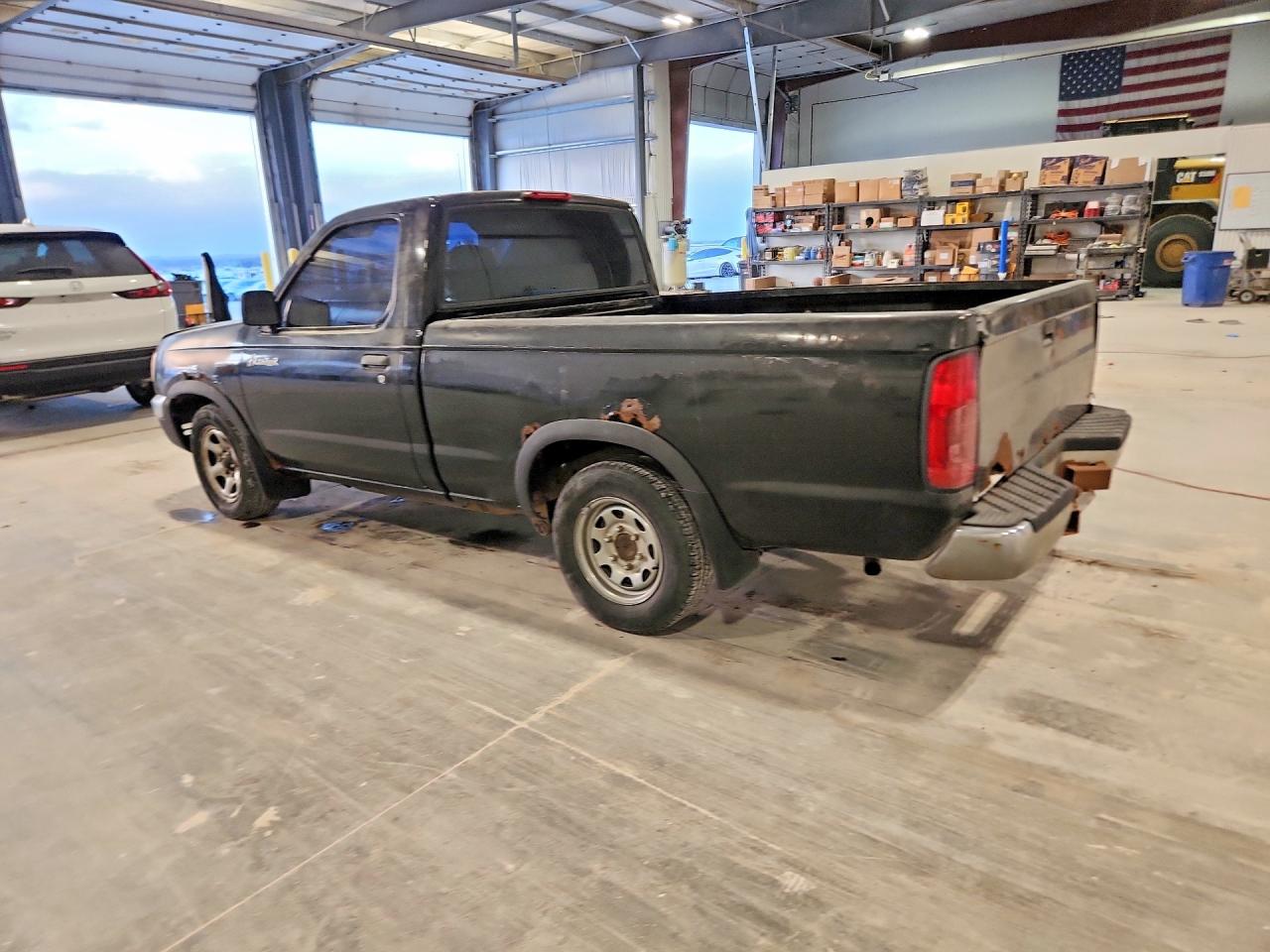 NISSAN FRONTIER 2000 — 3