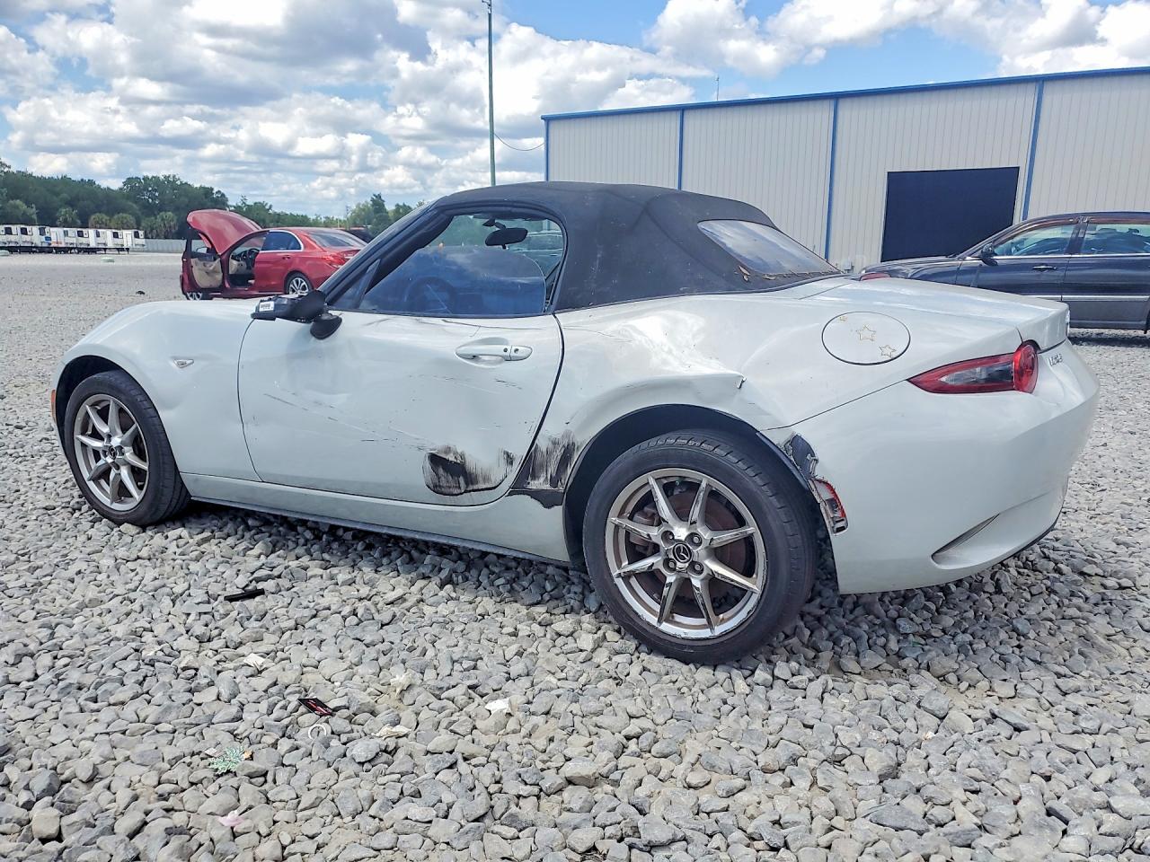 MAZDA MX-5 MIATA 2016 — 3
