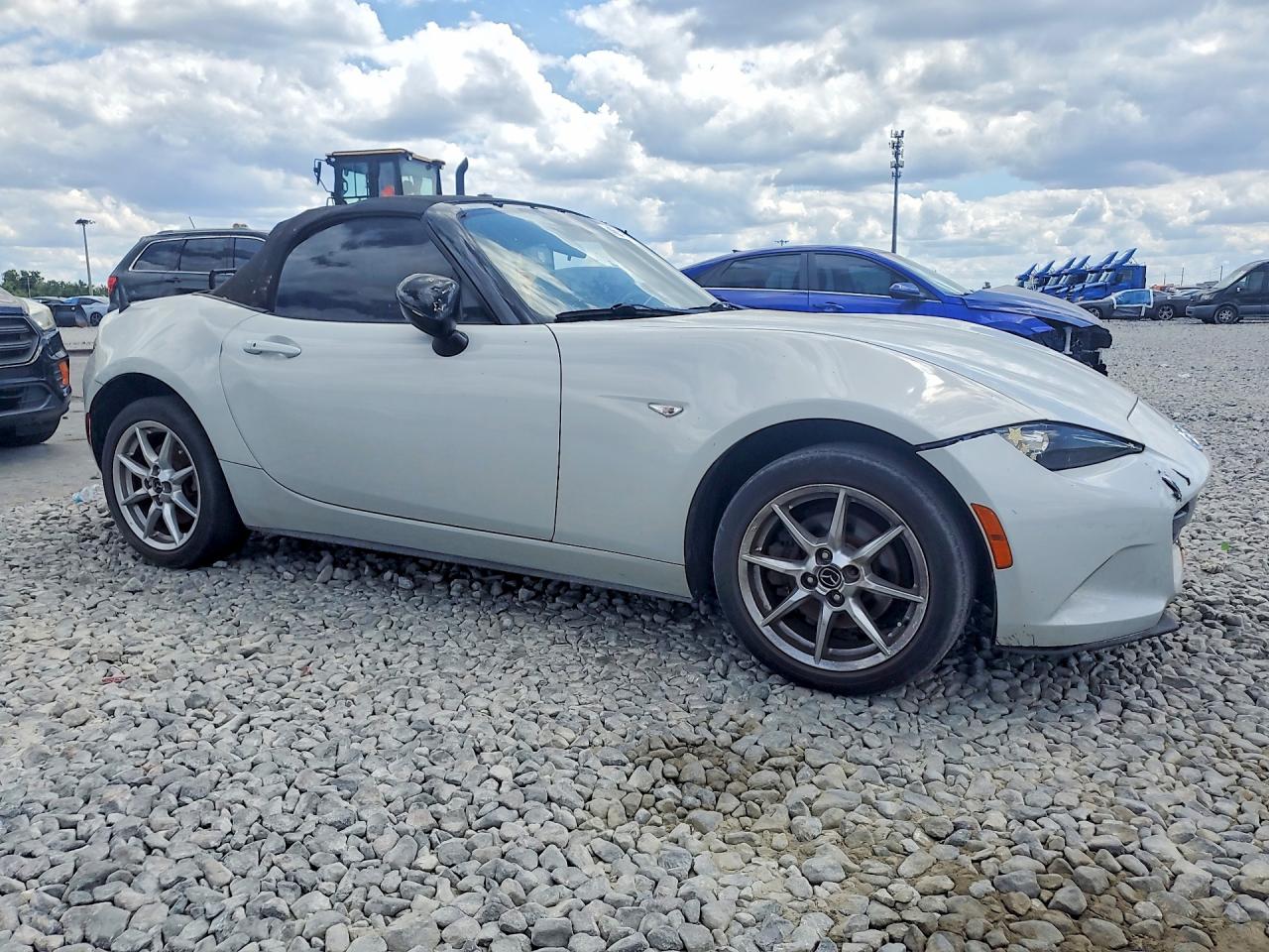 MAZDA MX-5 MIATA 2016 — 5