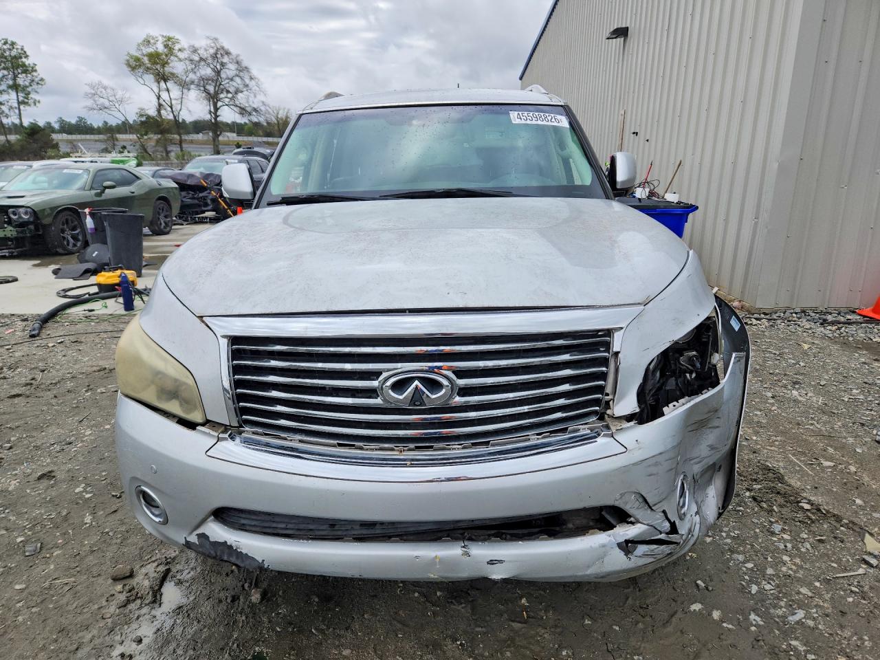 INFINITI QX56 2011 — 6