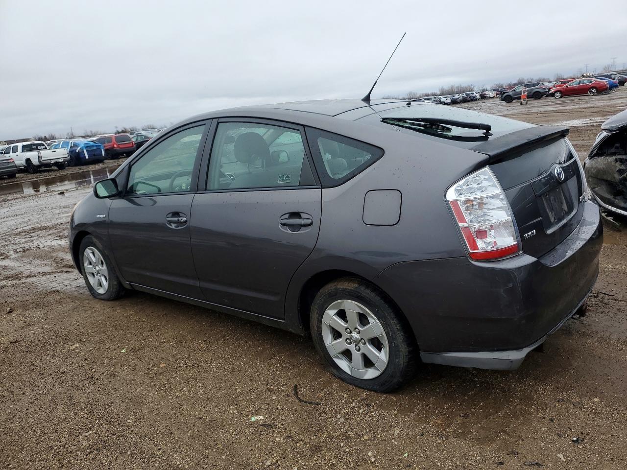 TOYT PRIUS 2006 — 3