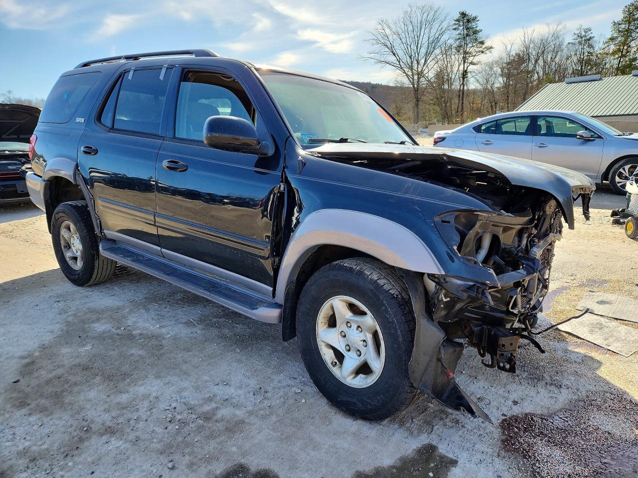 TOYOTA SEQUOIA 2002 — 5