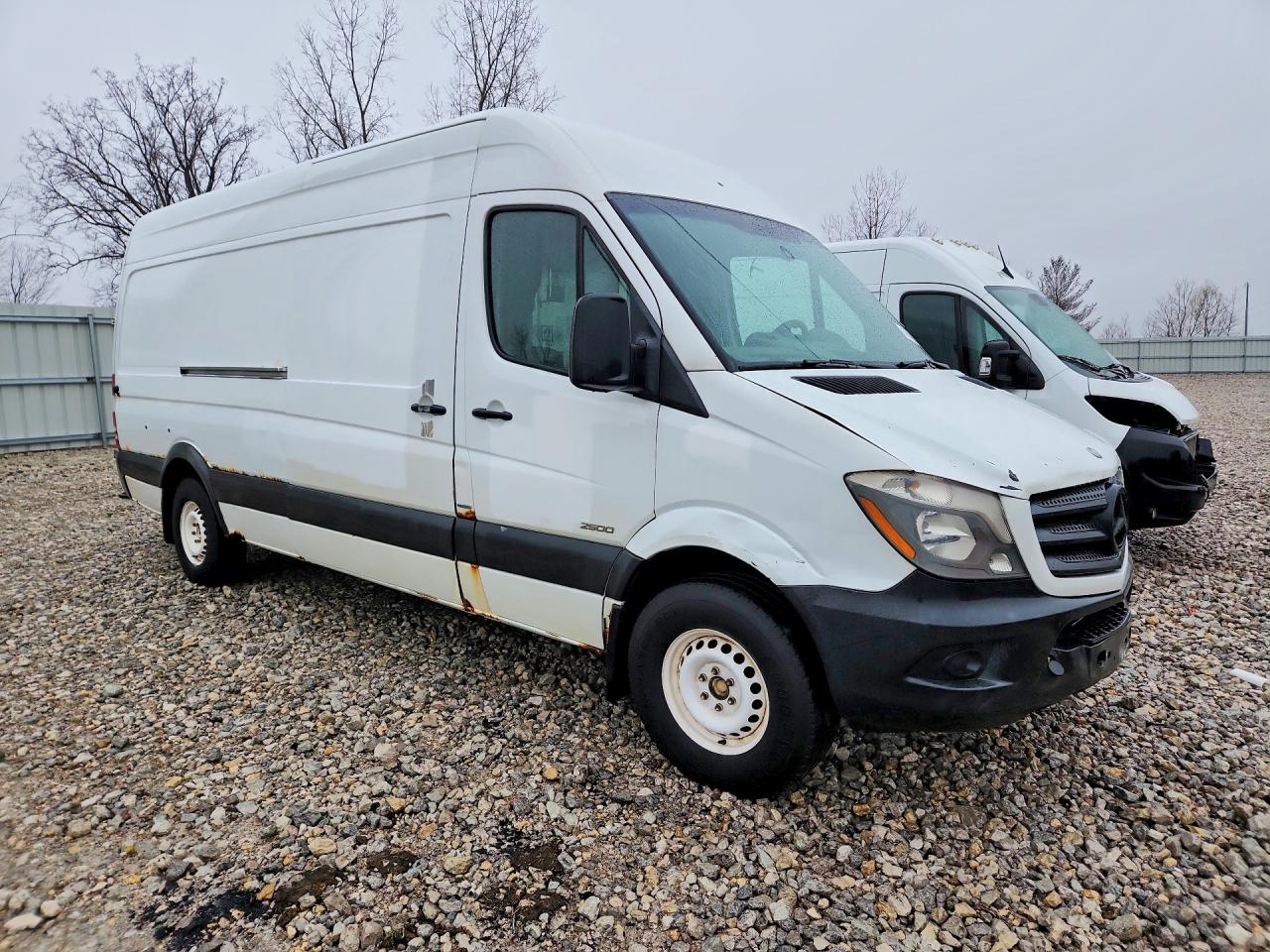 MERCEDES BENZ SPRINTER 2014 — 5