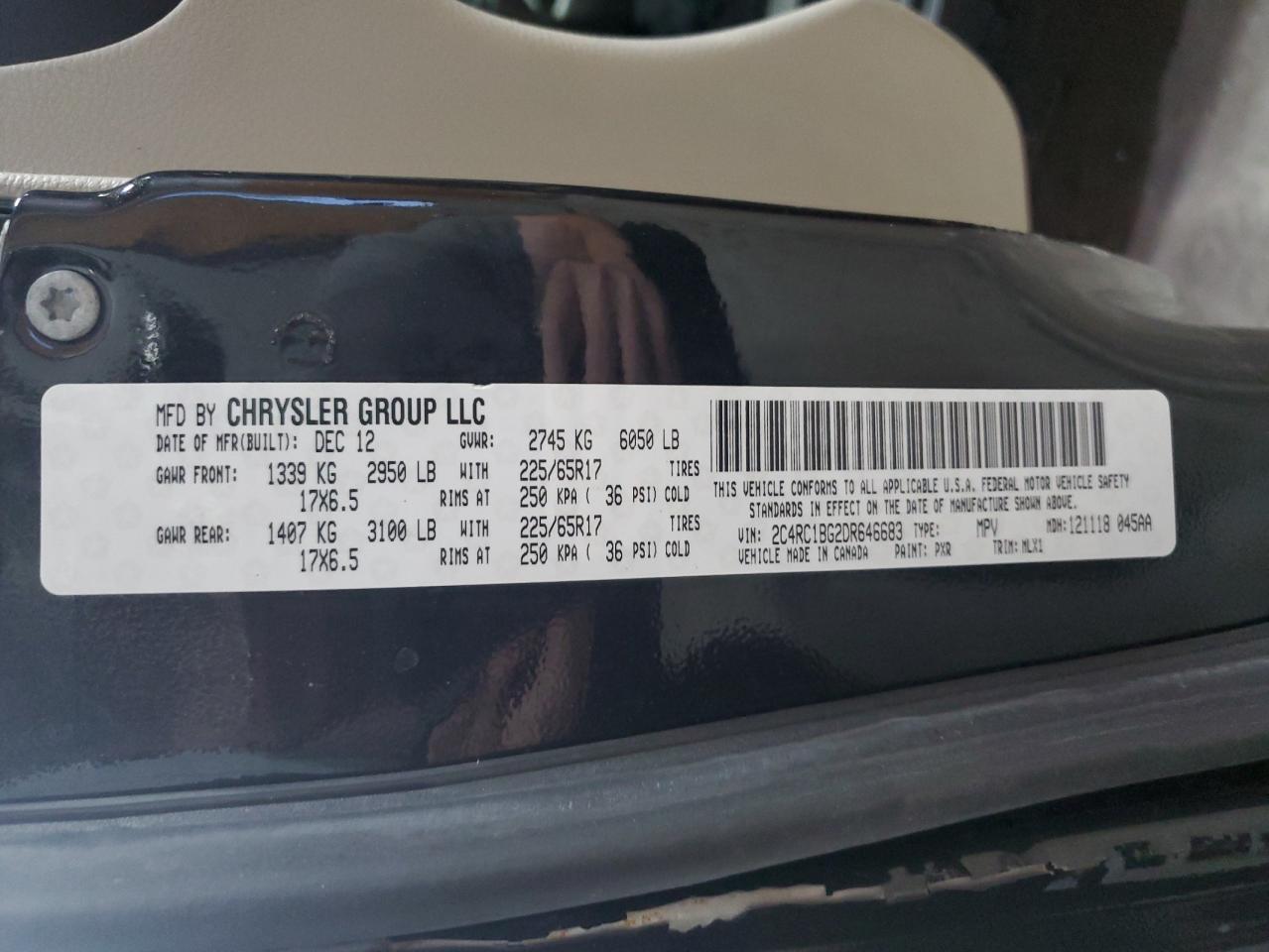 CHRYSLER TOWN & COUNTRY 2013 — 14