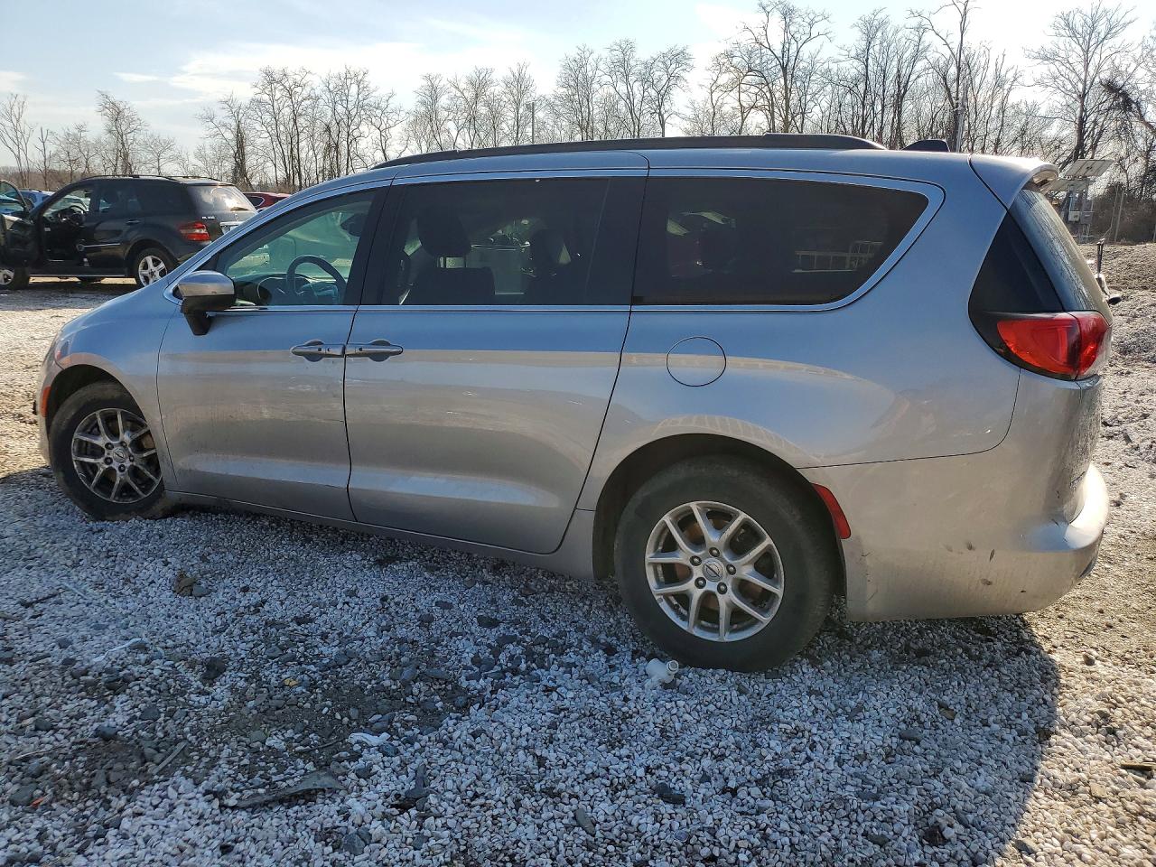 CHRYSLER VOYAGER 2021 — 3