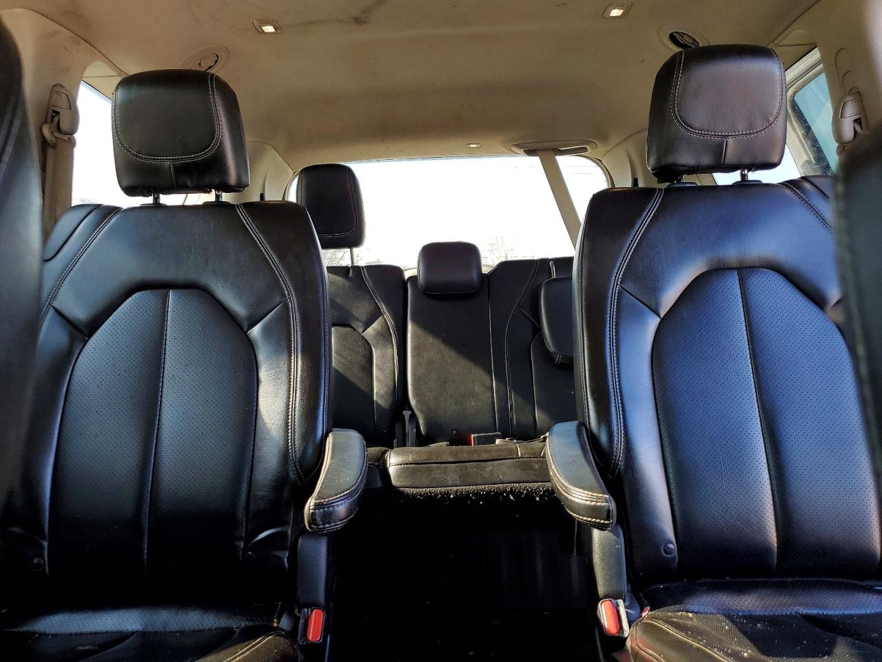 CHRYSLER VOYAGER 2021 — 11