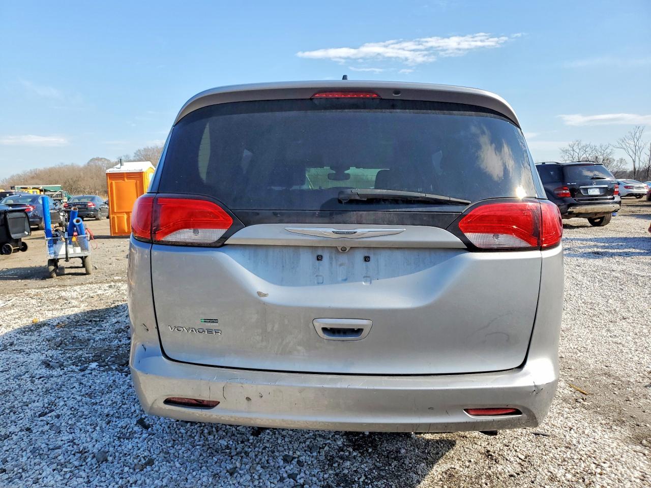 CHRYSLER VOYAGER 2021 — 7