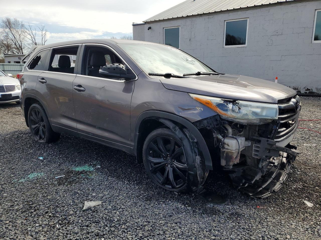 2015 TOYOTA HIGHLANDER LE PLUS
