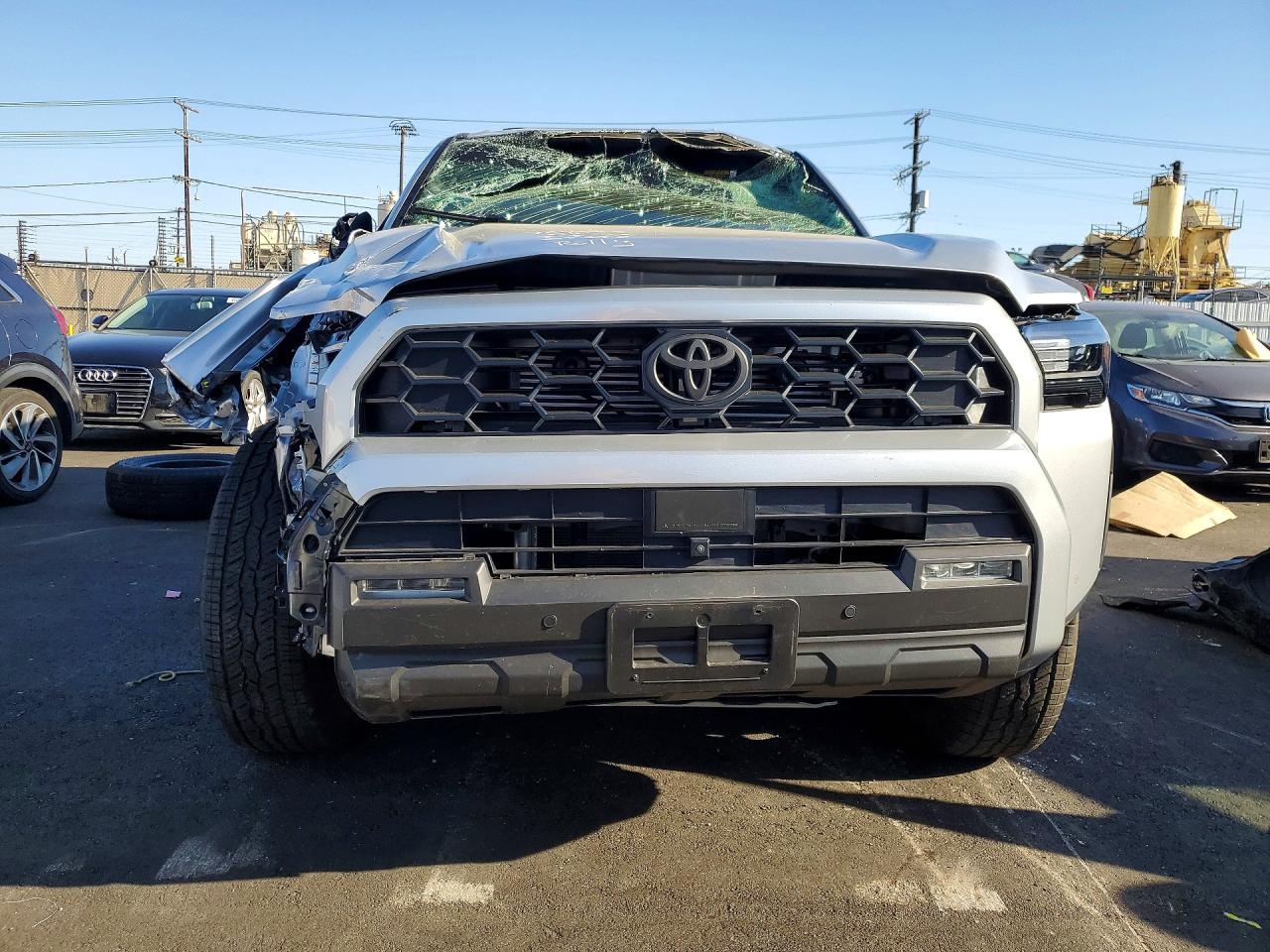 TOYOTA 4RUNNER 2025 — 6