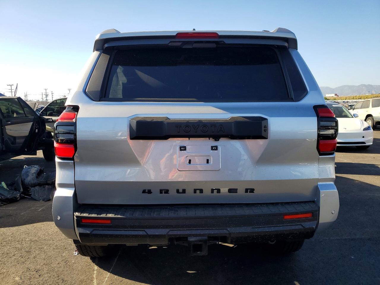 TOYOTA 4RUNNER 2025 — 7