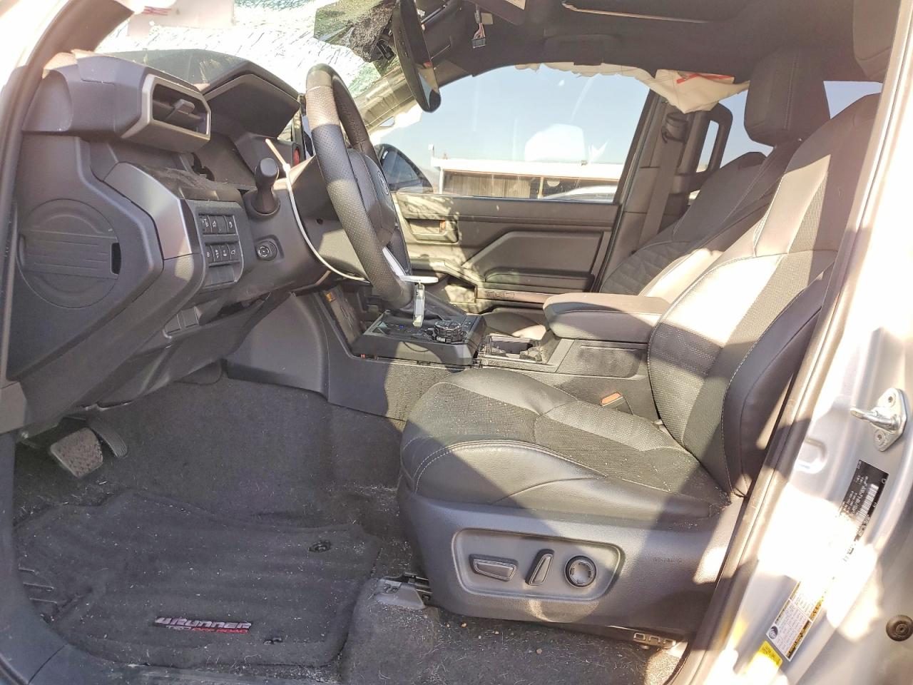 TOYOTA 4RUNNER 2025 — 8
