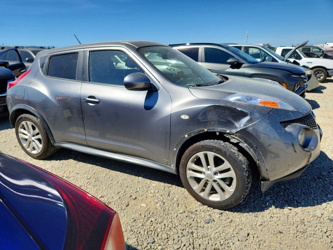 NISSAN JUKE 2012 — 5